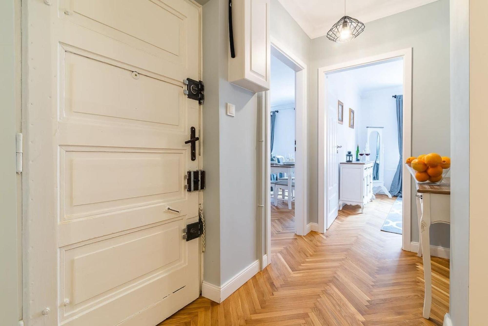 Senatorska 7 By Noclegi Renters Warsaw Exterior photo